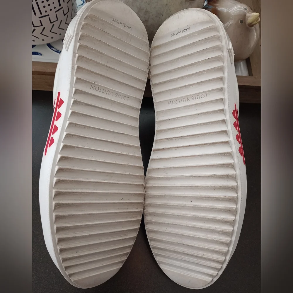 Louis Vuitton Crafty Time Out Sneakers Leather - Picture 7 of 10